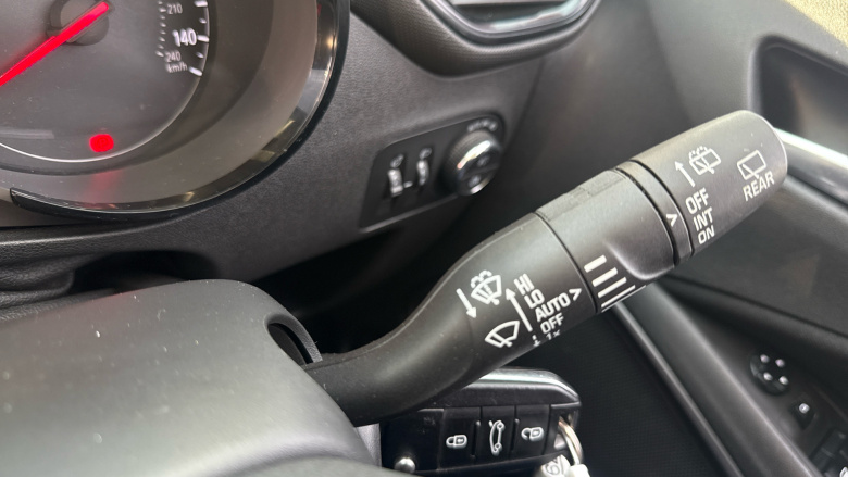 Vauxhall Crossland X 1.2 SE 5dr Petrol Hatchback